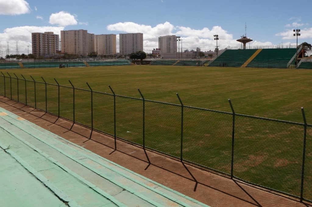 Foto estádio Rorizão Samambaia